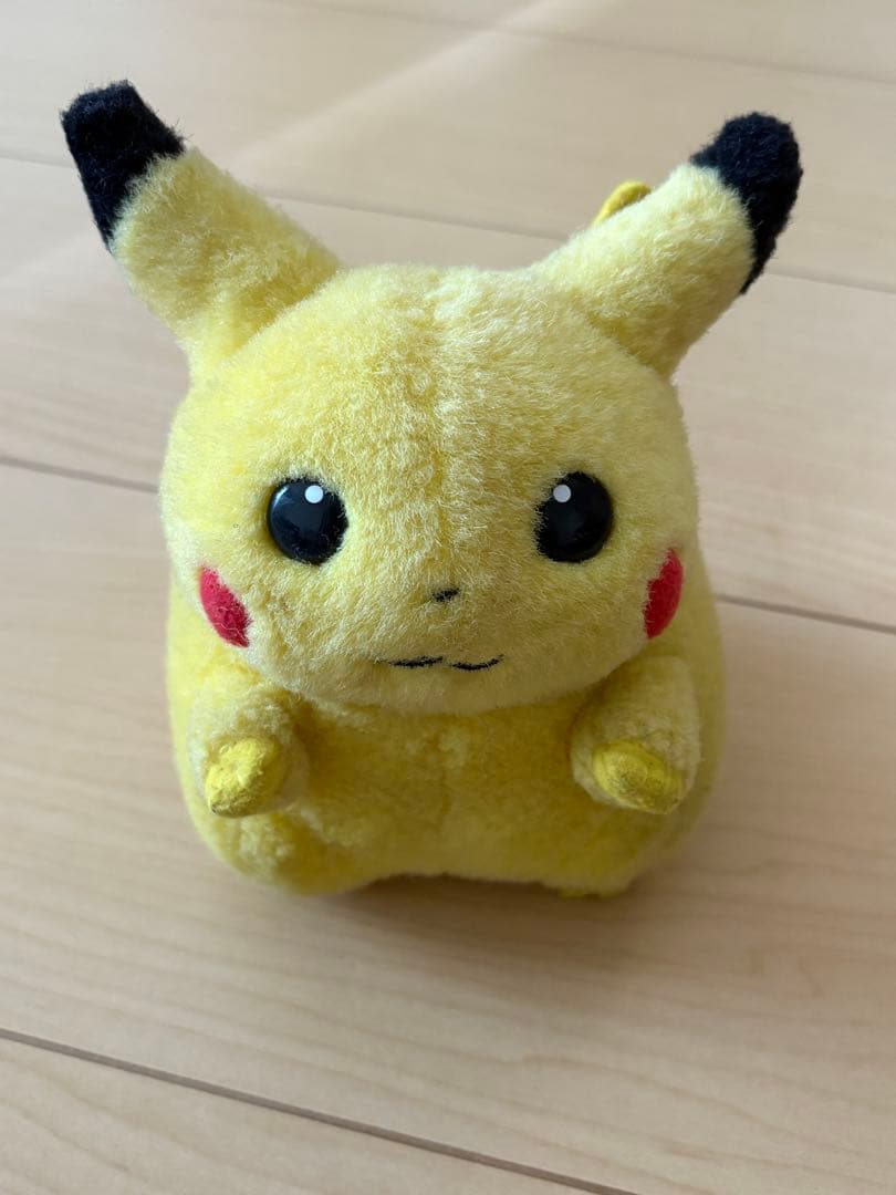 ピカチュウ 初代　ぬいぐるみ　レア　TOMY