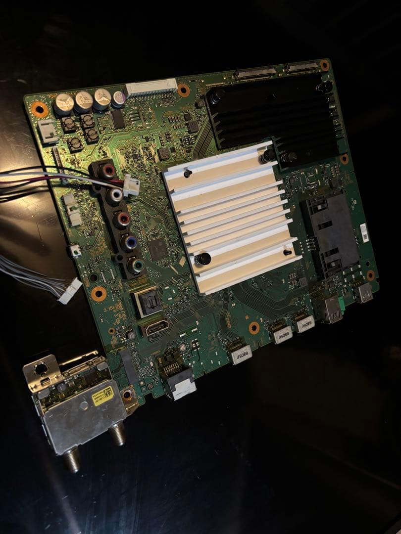 SONY49型4K液晶TV【画面割れジャンク格、部品】 KJ-49X8500F