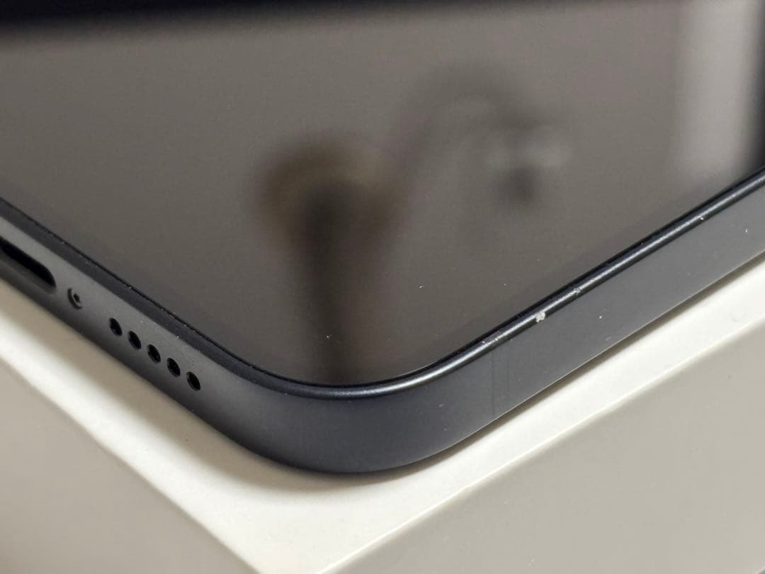 すり傷 iPhone12 本体 黒 128GB iPhone 12 Apple