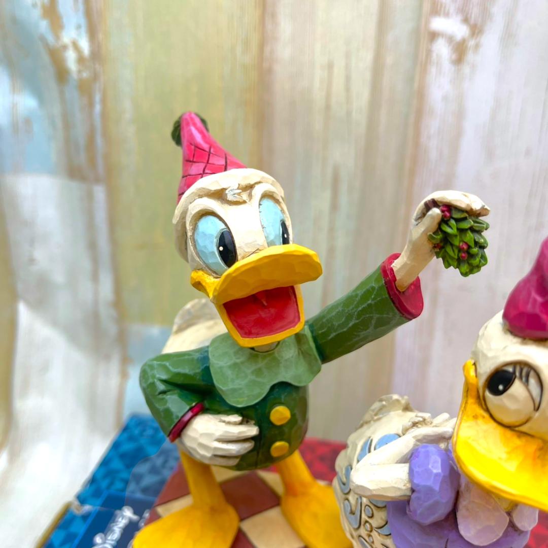 ドナルドダック クリスマス エネスコ デイジーダック スタチュー フィギュア