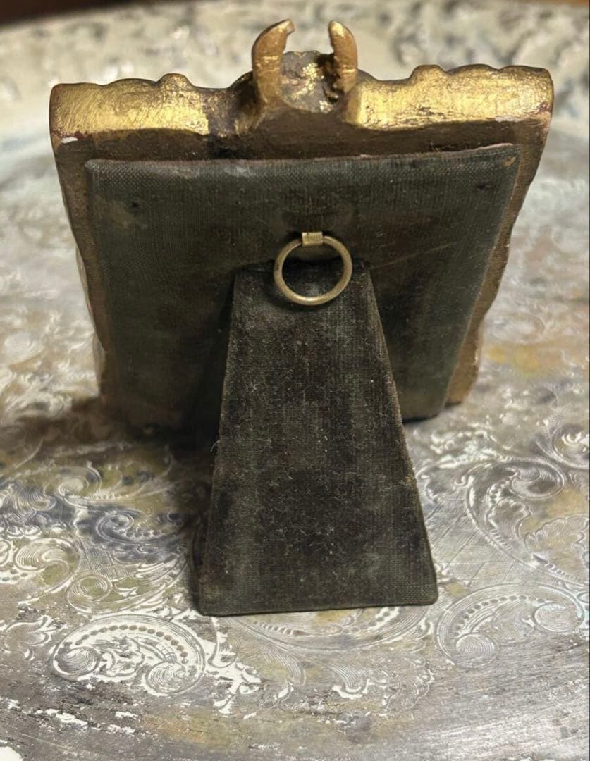 フランスアンティーク写真立て　インテリアフォトスタンド　赤ちゃんの写真入り