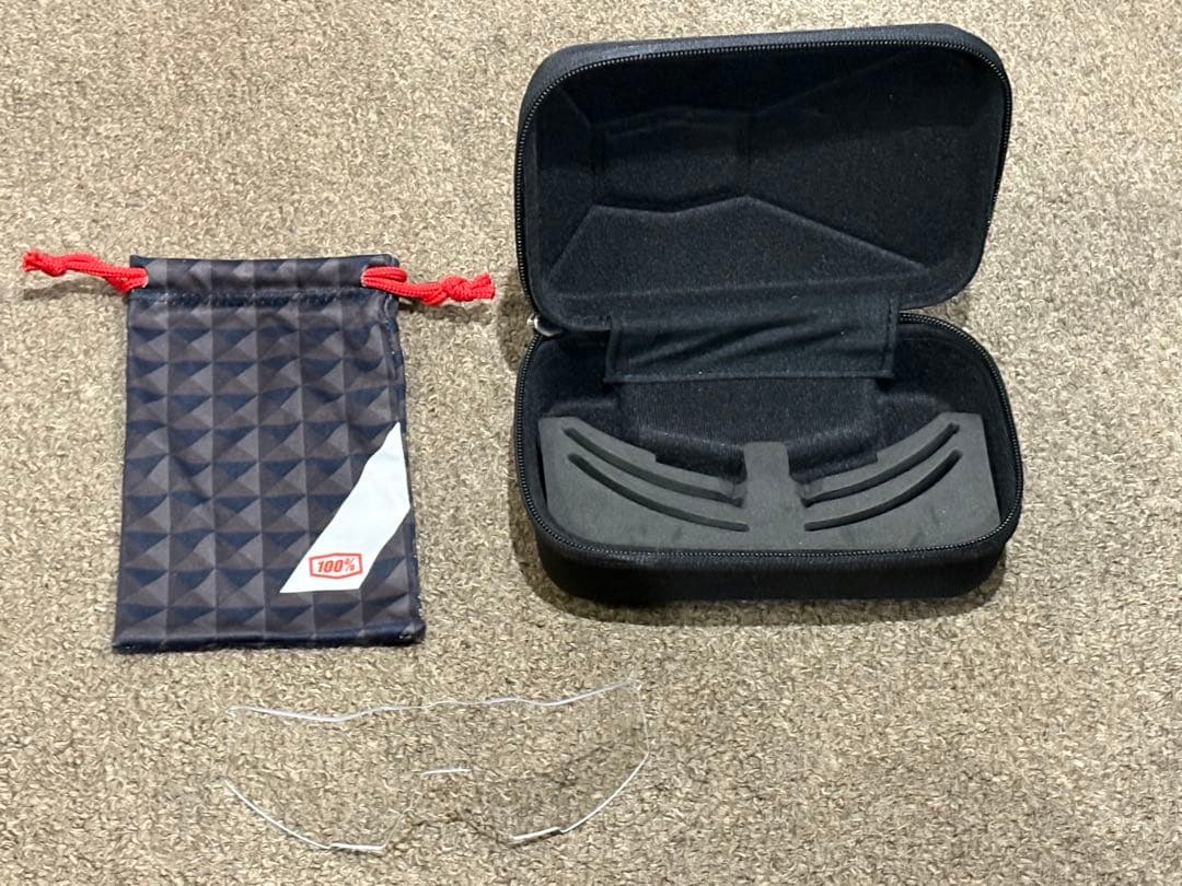 100% サングラス オリーブグリーン ブラウンレンズ