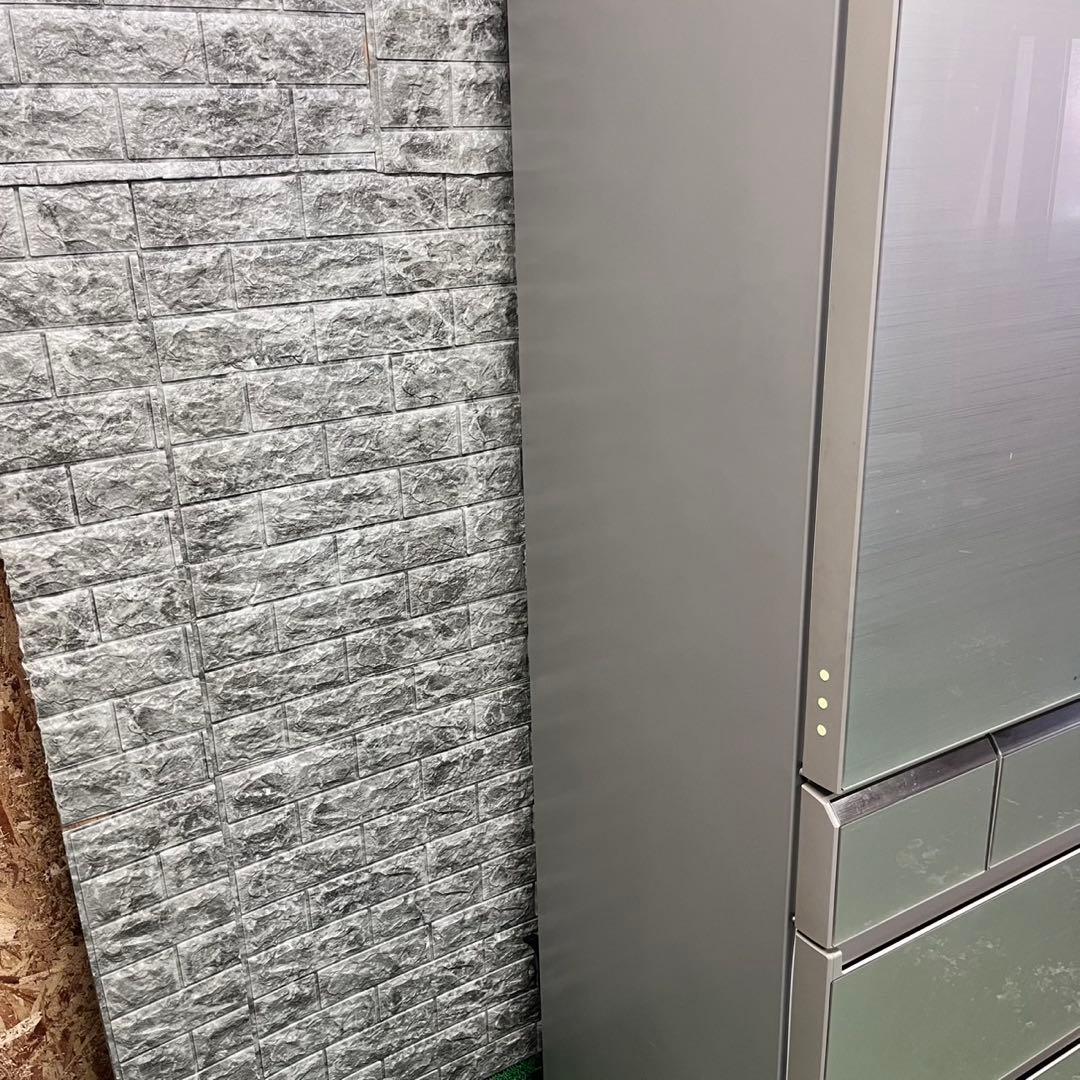 650 人気デザイン　冷蔵庫　大型　右開き　400L強　美品　自動製氷機