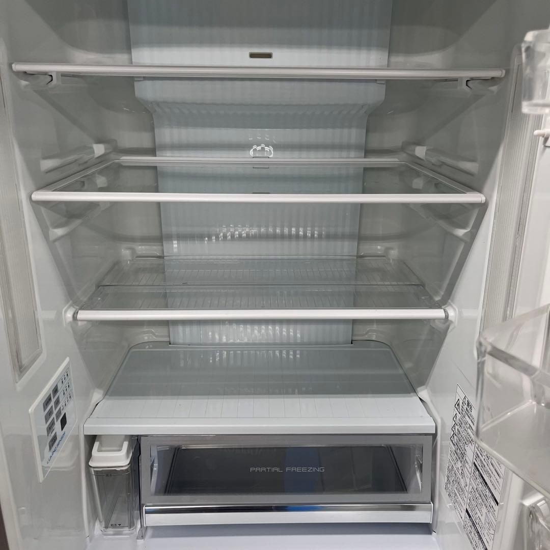 650 人気デザイン　冷蔵庫　大型　右開き　400L強　美品　自動製氷機