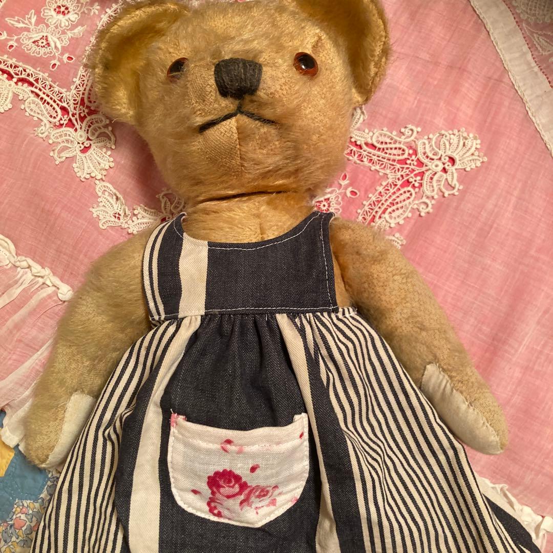 ストライプドレスのテディベア