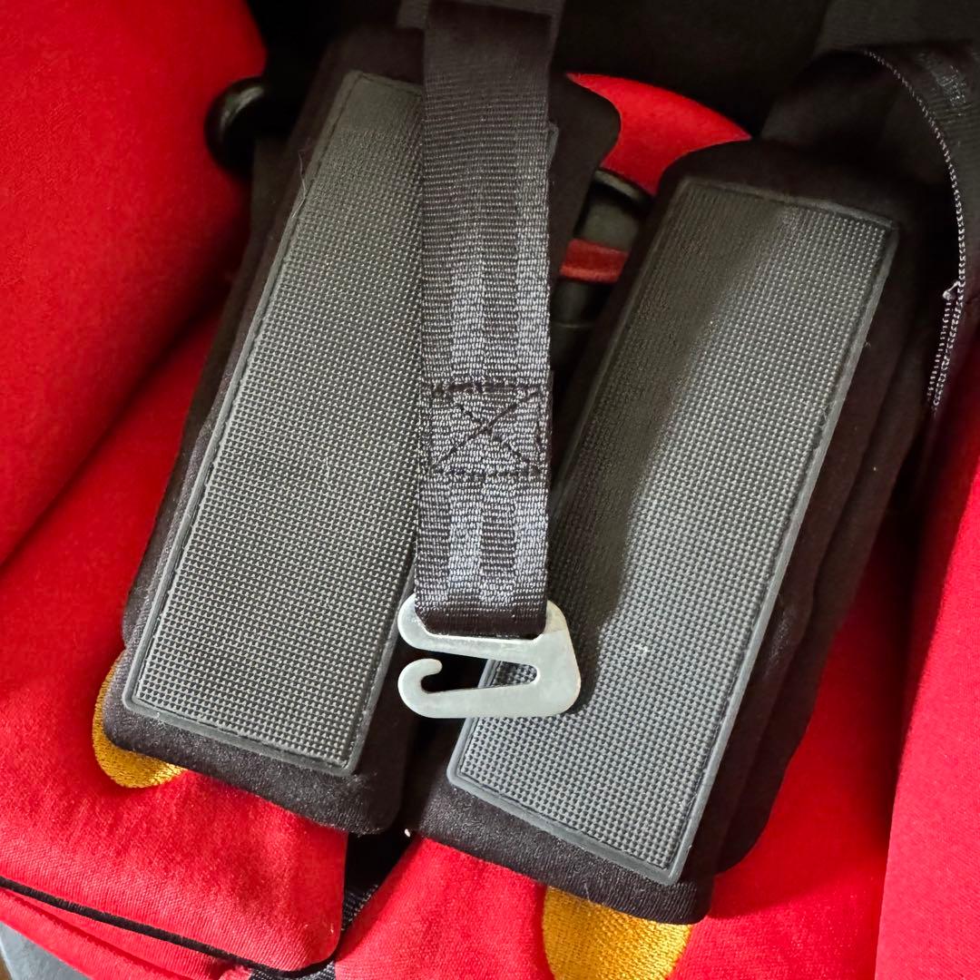 チャイルドシート・ターンシート・ミッキーマウス　西松屋限定モデル