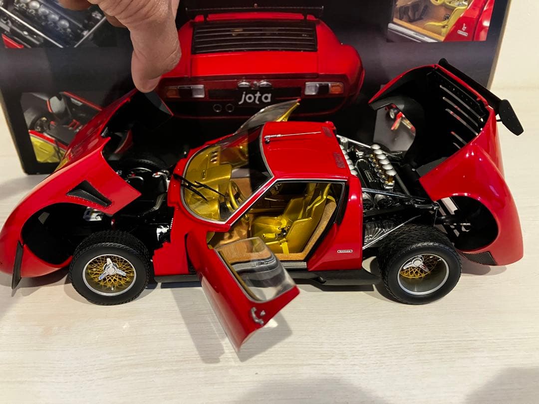 1/18京商 ランボルギーニ　イオタ JOTA SVR