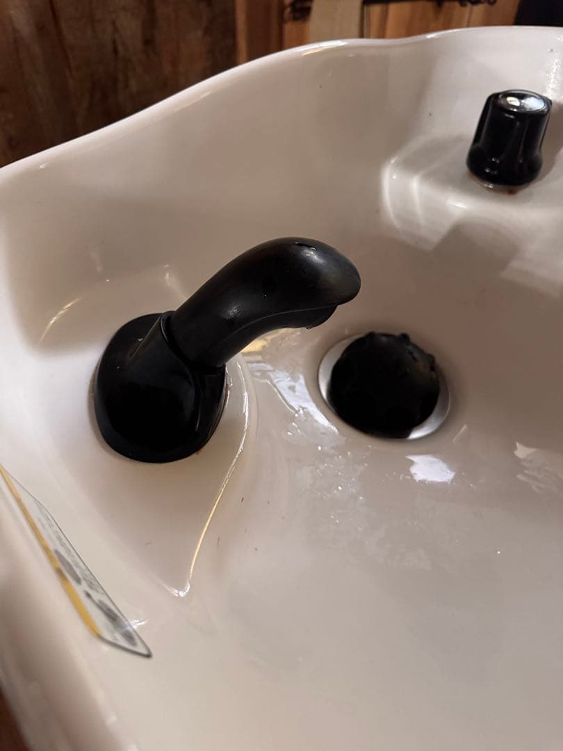 値下げ！　タカラベルモンド　シャンプー台RSⅢ COMFORT ホワイト