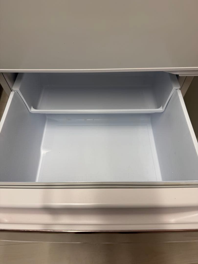 三菱ノンフロン冷凍冷蔵庫　272L MR-CX27E-W 2020年製