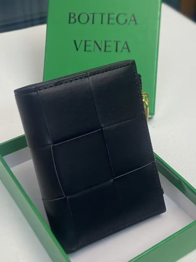 BOTTEGA VENETA ブラック 二つ折り財布