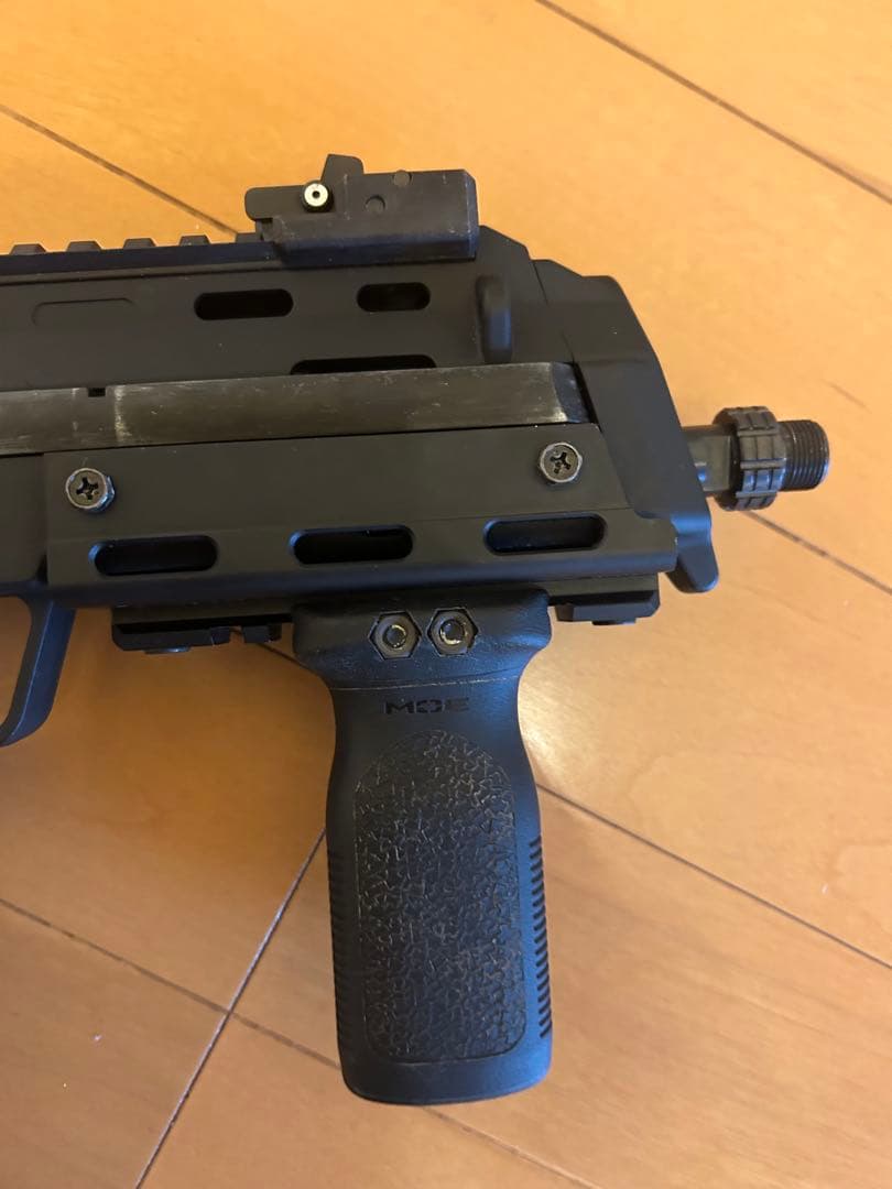 東京マルイ　MP7 ガスガン　マガジン7本