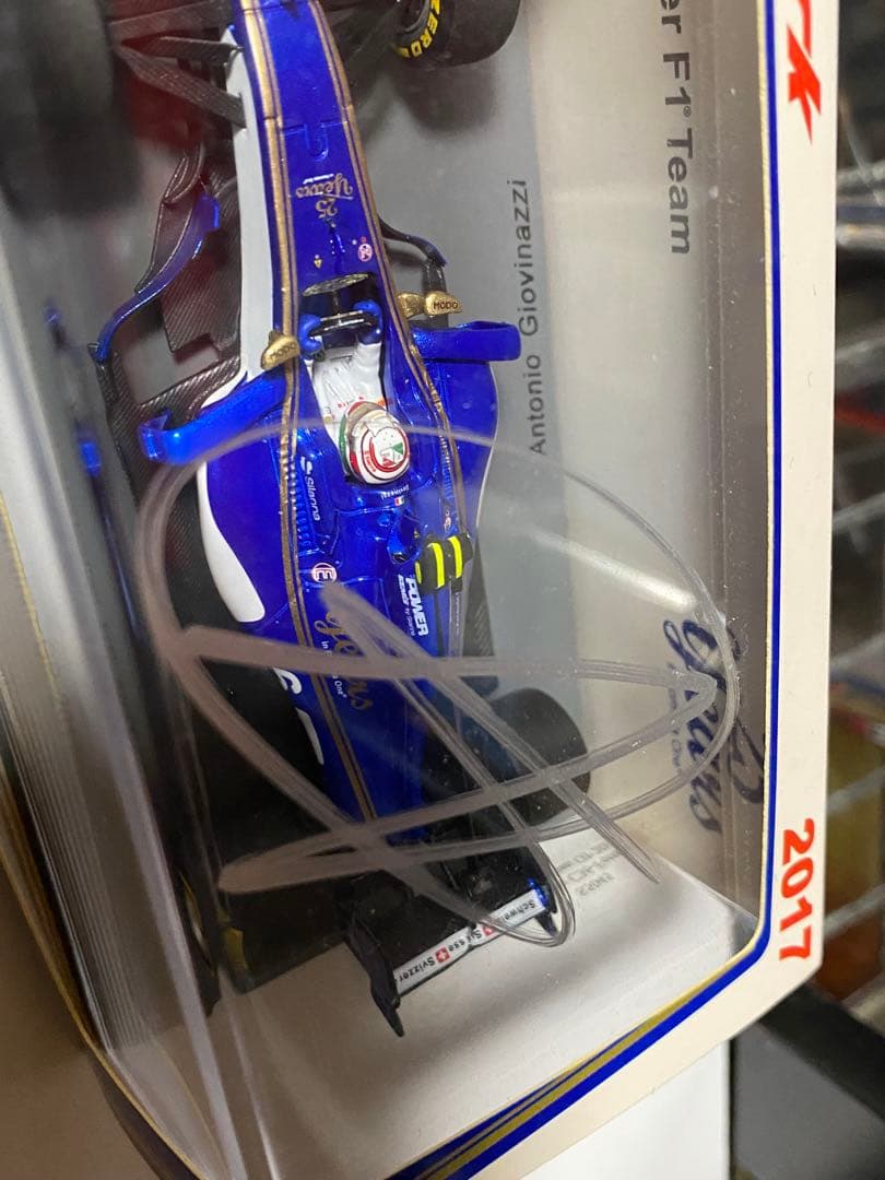 2017 Sauber F1 Team アントニオジョビナッツィ直筆サイン