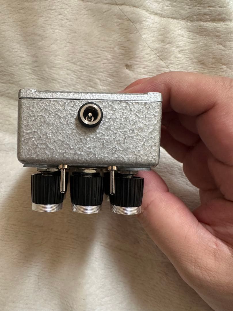 VEROCITY NAMLESS ギターエフェクター