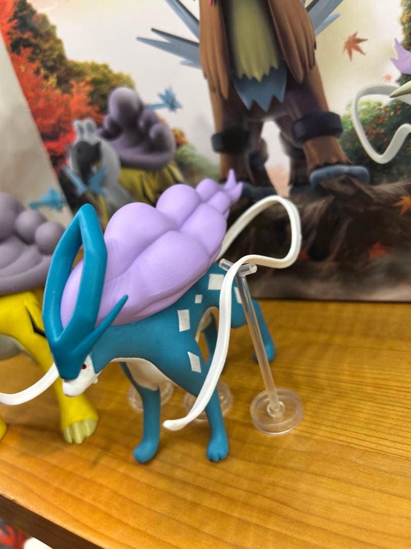 エンテイ　スイクン　ライコウ