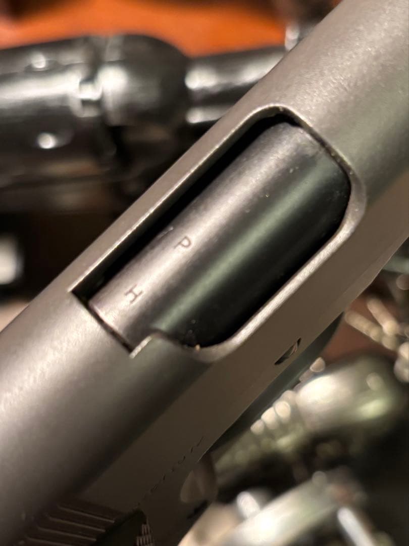 東京マルイ　COLT M1911A1 GBB GUARDERスチールパーツ付き