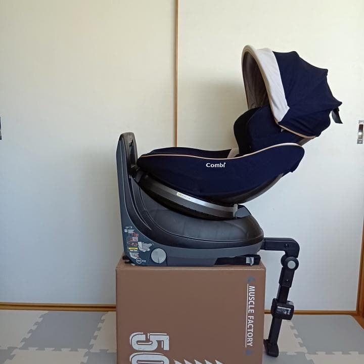 【美品✨】コンビ チャイルドシート クルムーヴスマートISOFIX JL590⭐︎