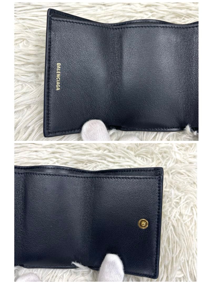 美品‼️ バレンシアガ　三つ折り財布　ロゴ金具　ゴールド金具　レザー　ブラック