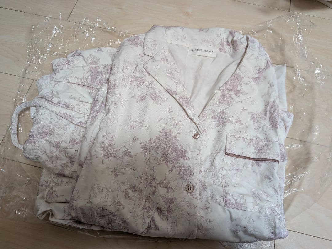 SNIDEL  2025 福袋　花柄パジャマセット