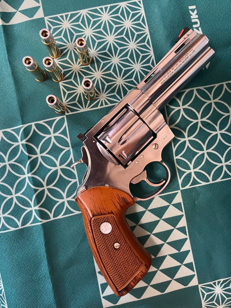 マルシン　コルトアナコンダ4インチ　xカートリッジ　予備カートリッジ6本付属