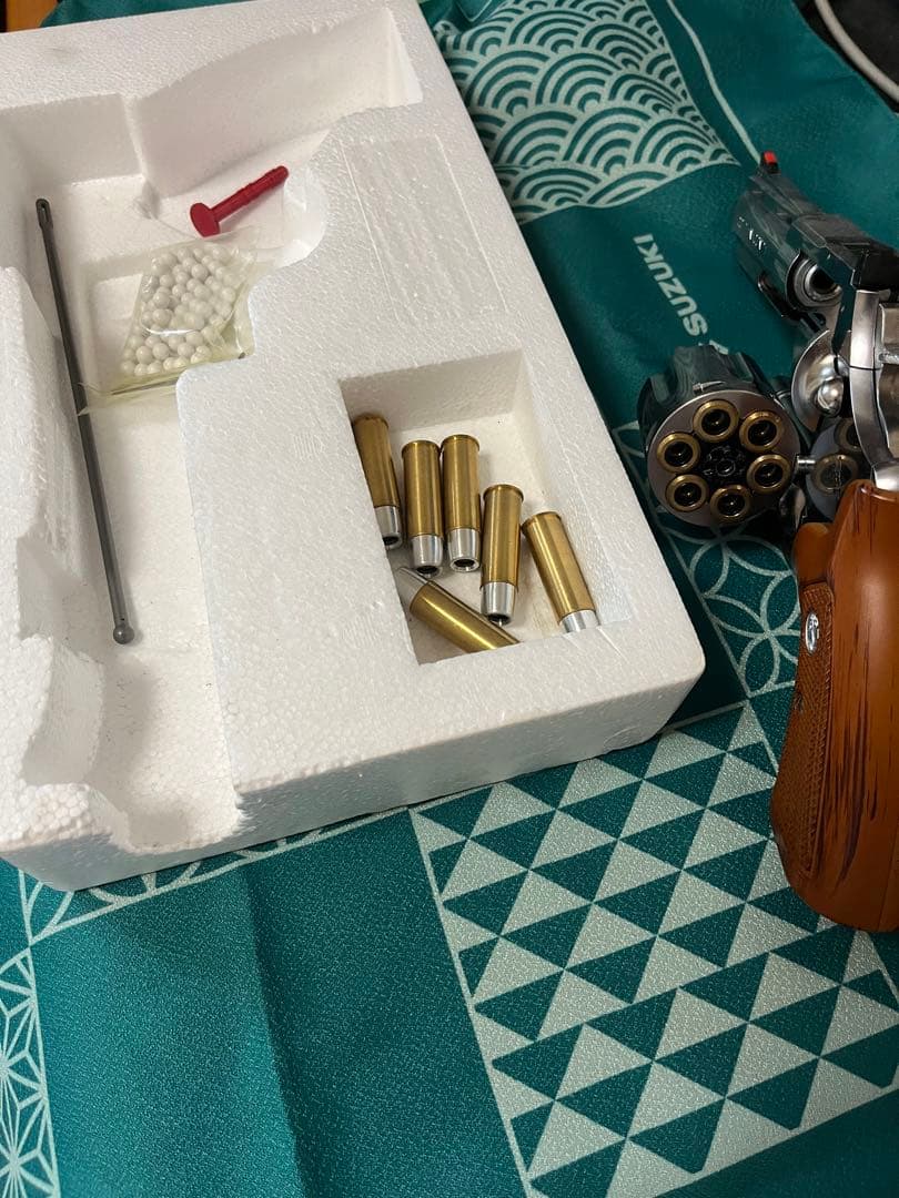 マルシン　コルトアナコンダ4インチ　xカートリッジ　予備カートリッジ6本付属