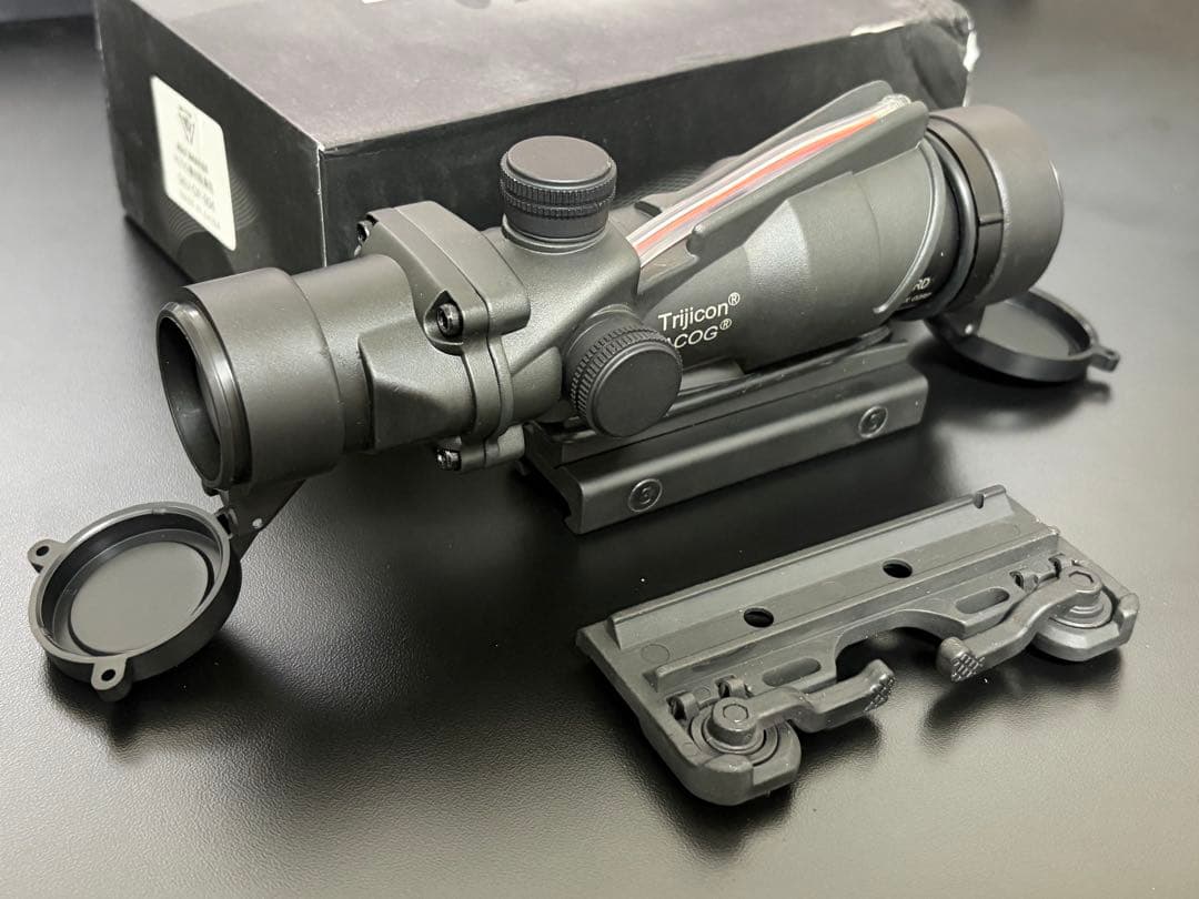 Holy Warrior TA31&ARMSタイプ 4倍 ACOG スコープ