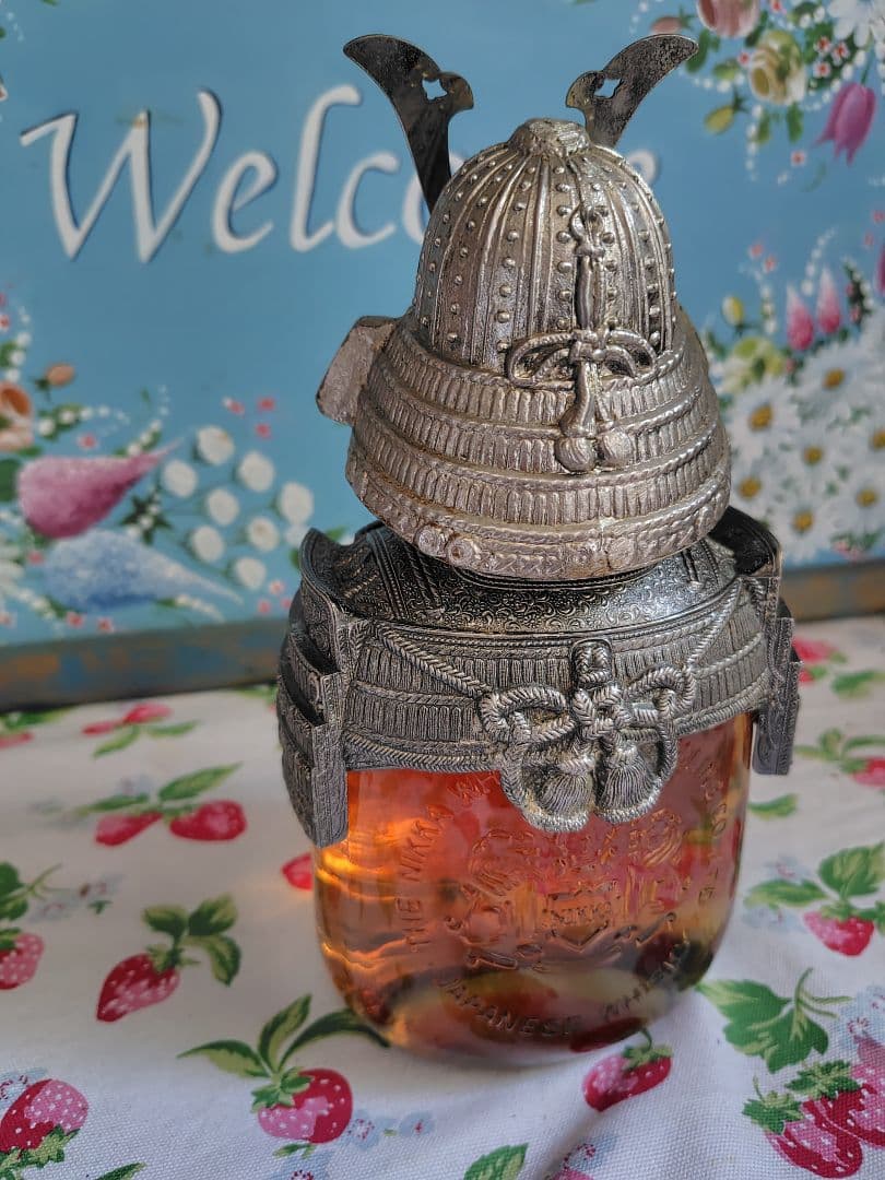 貴重 金属製　 NIKKA WHISKY ニッカウヰスキー　鎧 兜 侍 将軍