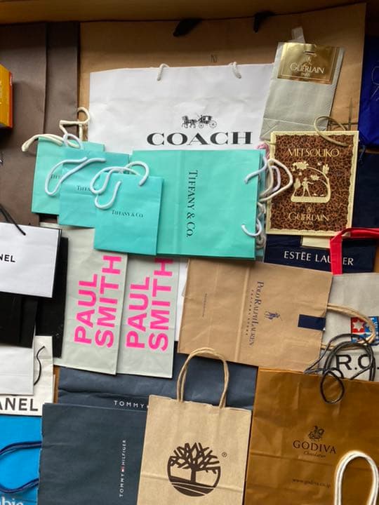 #ルイ　ヴィトン ティフアニー シャネル 等 ブランド 紙袋 130枚セット