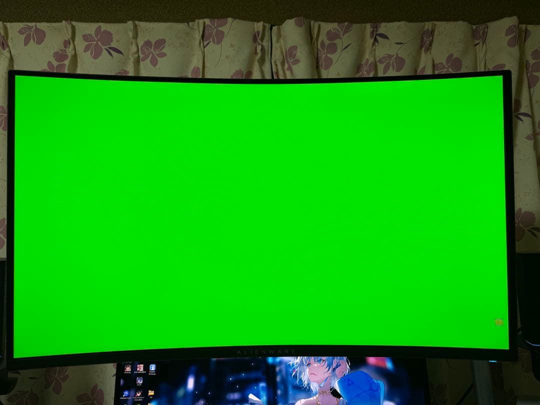 ALIENWARE湾曲4K モニターAW3225QF