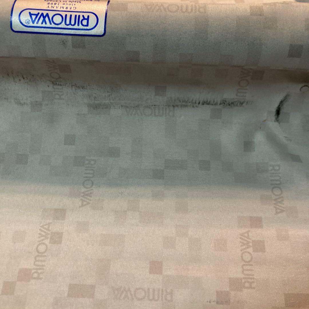 シュウ　リモワ　スーツケース Salsa 23L