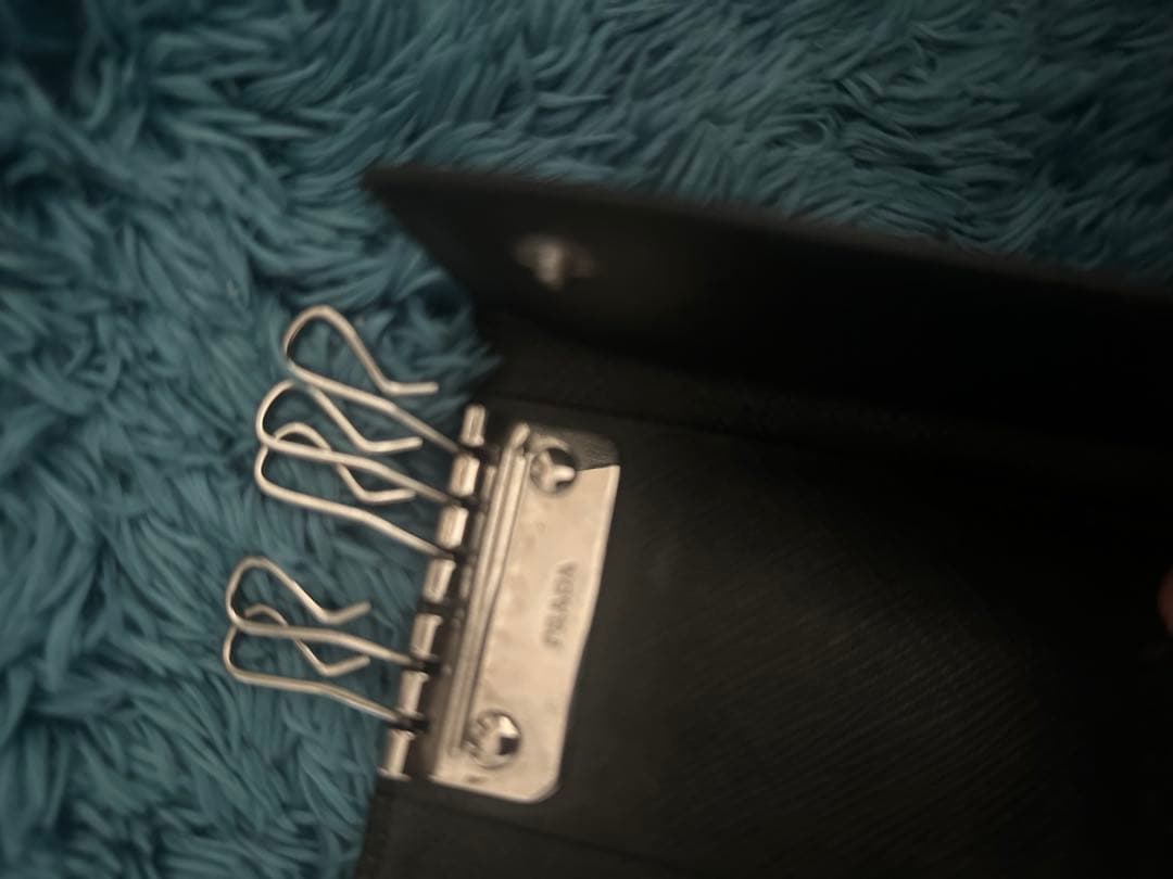 PRADA サフィアーノレザー ブラックキーケース　プラダ