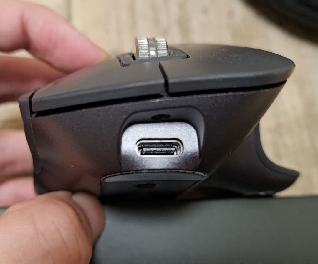 Logicool MX Master 3S 収納ケース付き