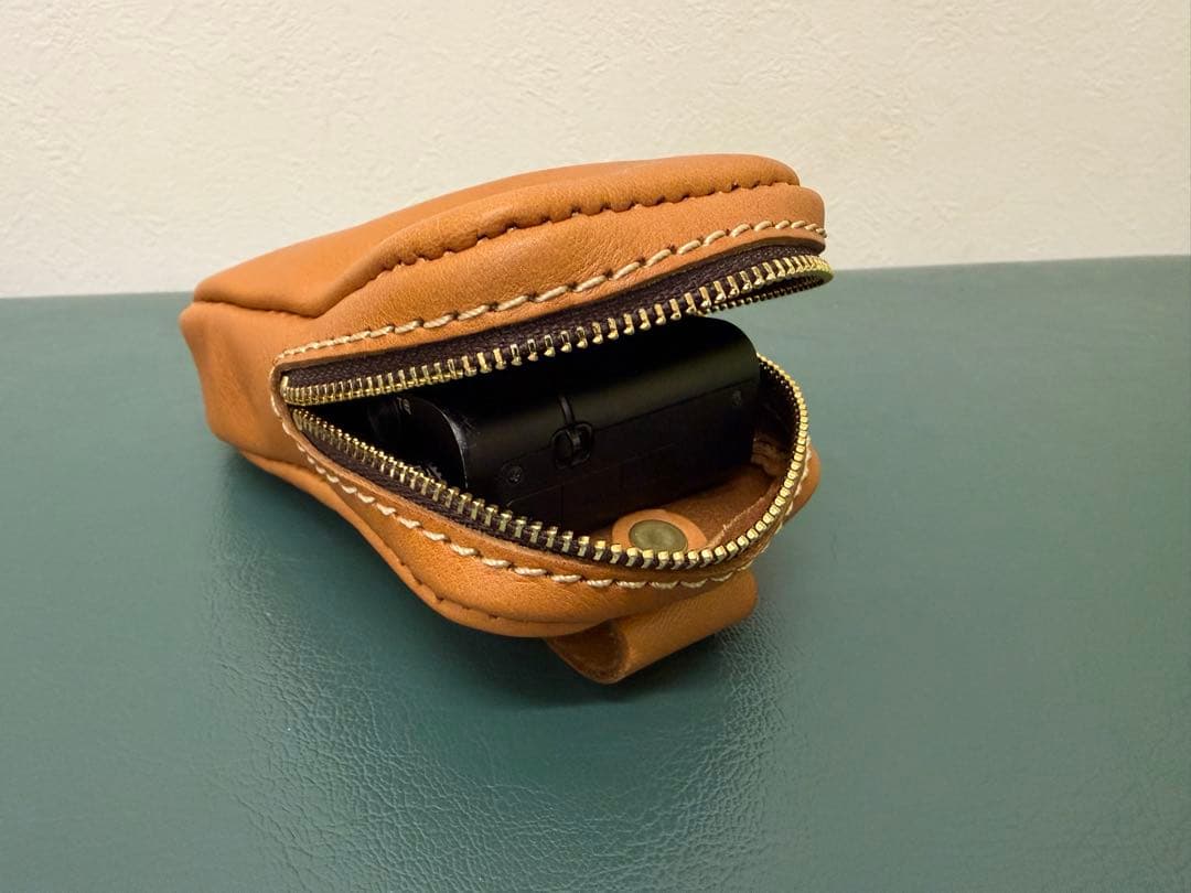 ヘルツ HERZ レザーポーチ タバコ・コンデジケース gr3 gr4