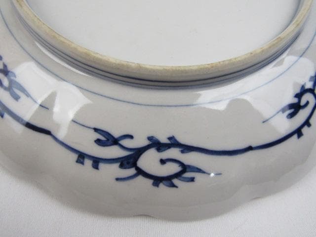 大聖寺伊万里 輪花形 金彩菊花図 大皿 巾28ｃｍ 竒玉宝鼎之珍 0725 ①