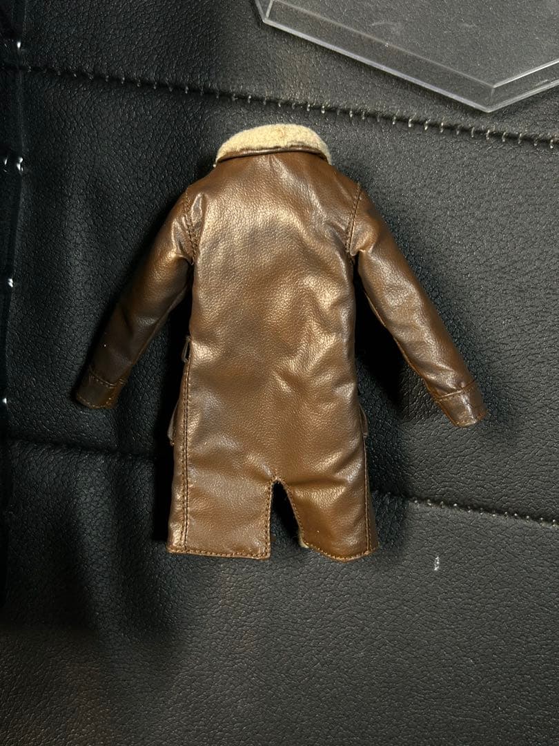 MAFEX マフェックス ベイン 汚し塗装 コート付き