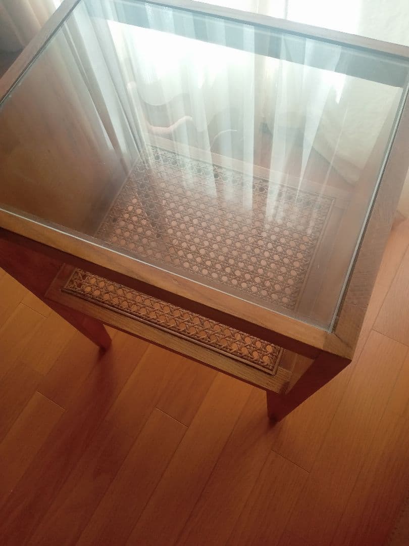 【ZARA  ザラホーム】サイドテーブル　ガラス×ラタン×ウッド