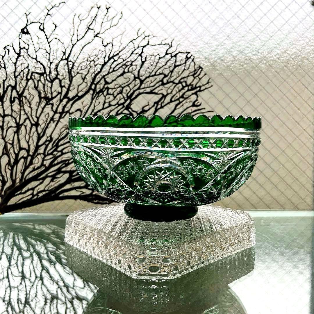 骨董　時代ガラス　緑色被せ　丸紋星切子　カットガラス　ガラス鉢　菓子器