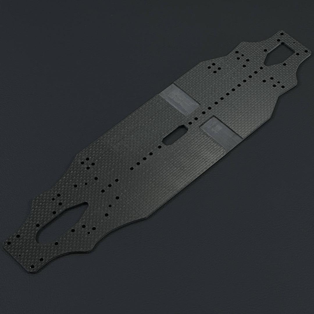 特注品 ヨコモ BD-11 専用設計 2.2mm 厚 カーボンシャー m2127