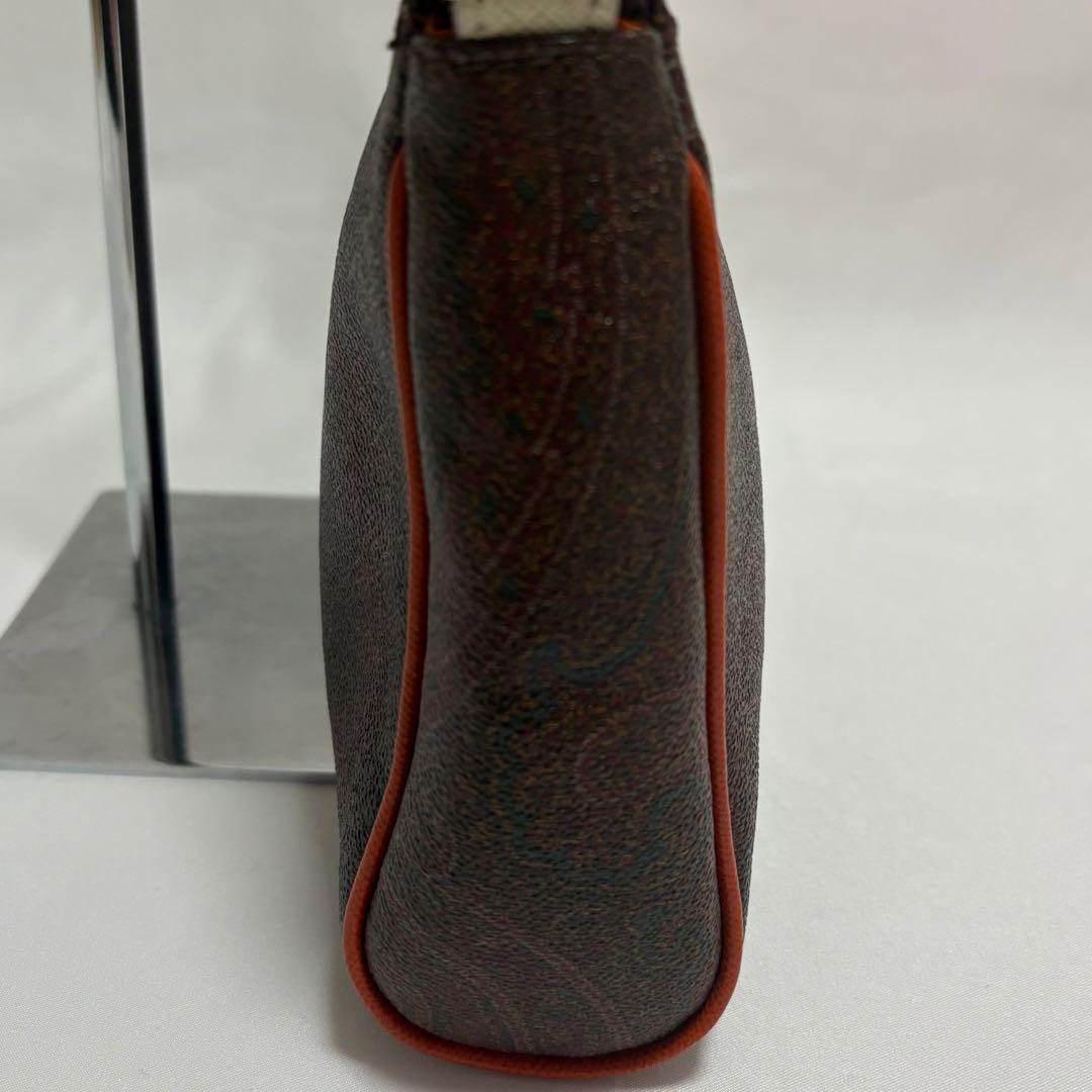 美品 エトロ ショルダーバッグ アクセサリーポーチ　ペイズリー柄 PVC レザー