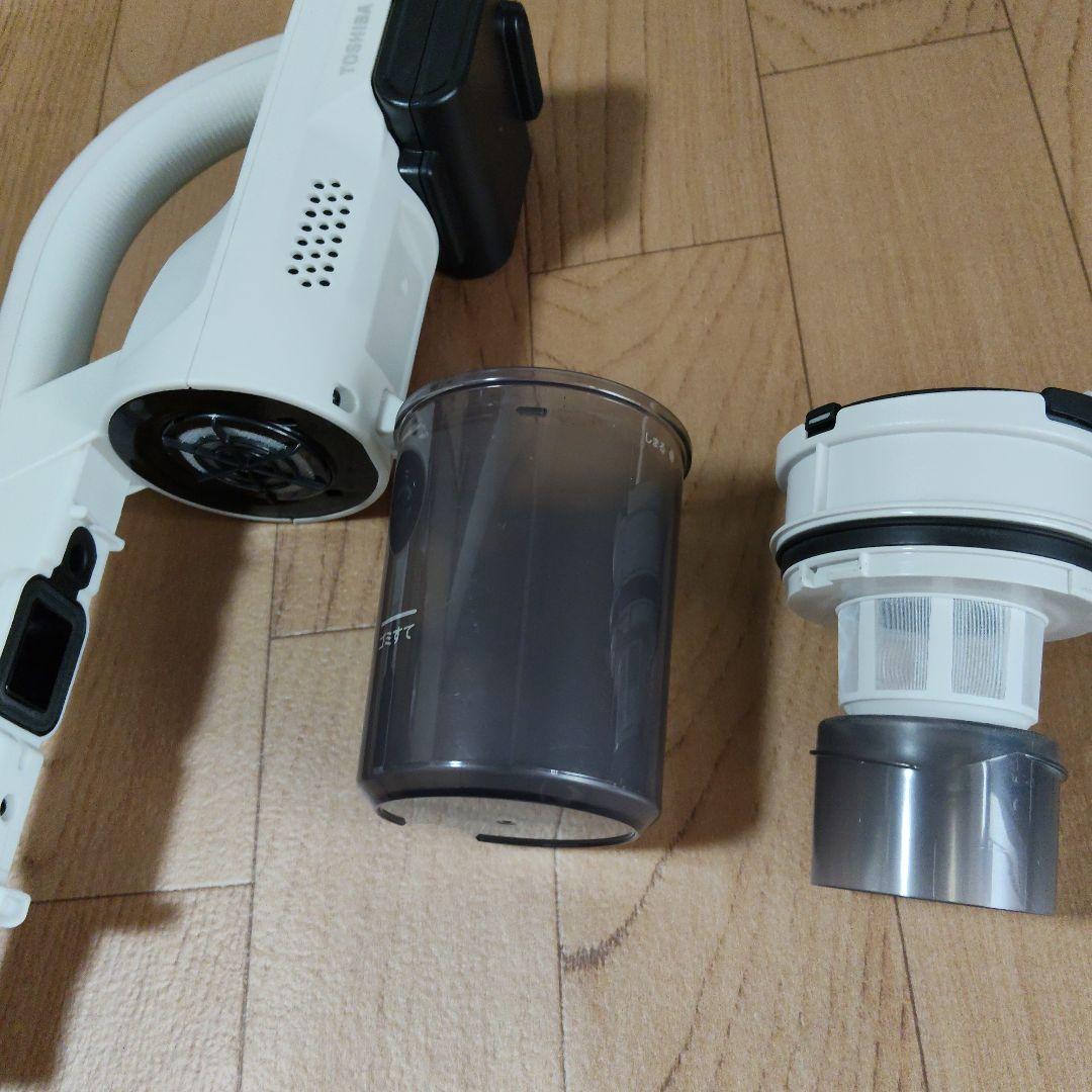 超軽量型・美品/東芝 VC-CLW33ホワイト/トルネオコードレスクリーナー