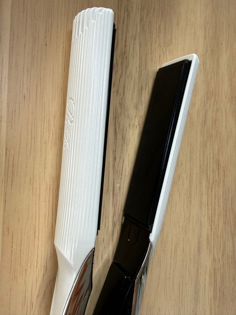 リファ　ビューテックストレートアイロン