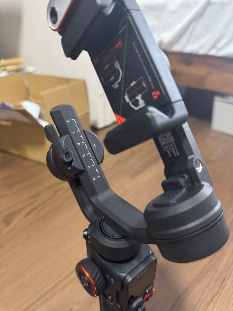 hohem iSteady M7 スマートフォン用ジンバル