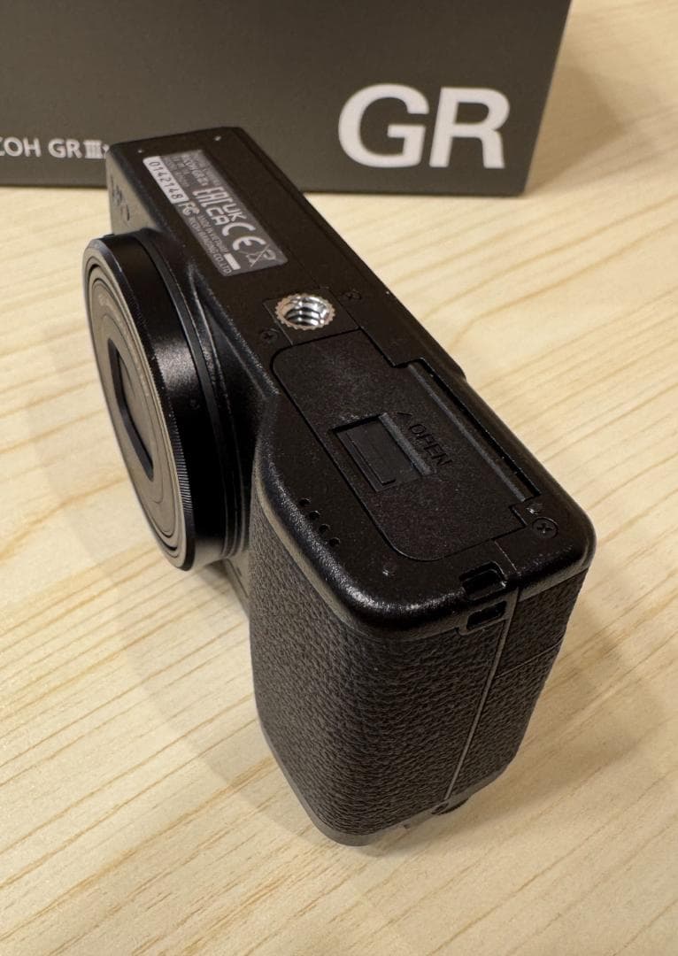 RICOH GR IIIx 本体 デュアルチャージャー付き