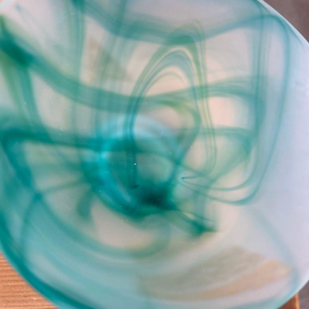 作家　ガラス作家　抹茶椀　茶道　金箔　マーブル模様　ヴァイオリン香合