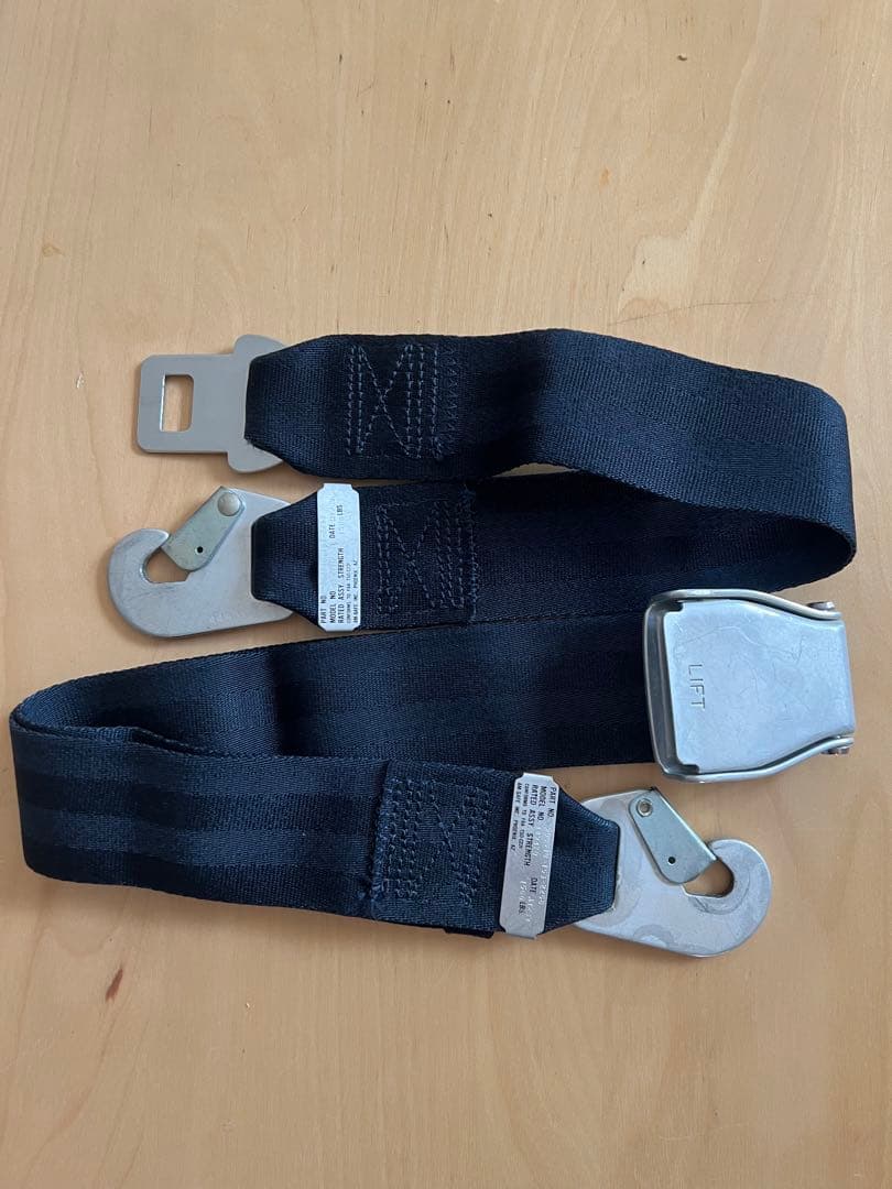 旅客機シートベルト