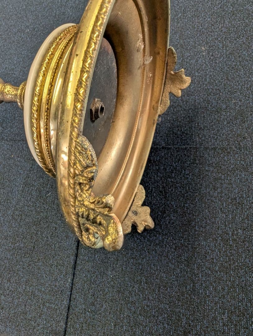 kazue　イタリー製　ヴィンテージ　スタンド式　灰皿　 花柄　ロココ調