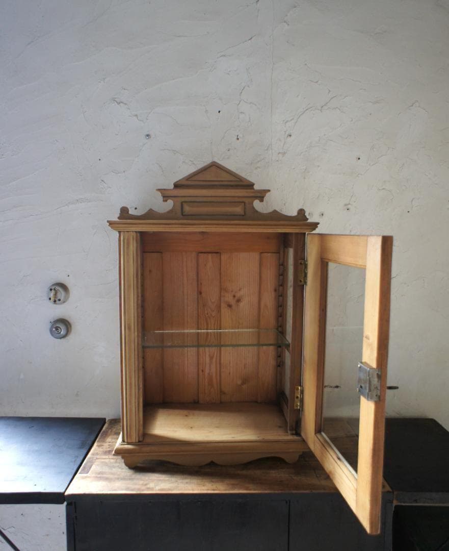 フランスアンティーク　飾り棚　キャビネット　ガラスケース