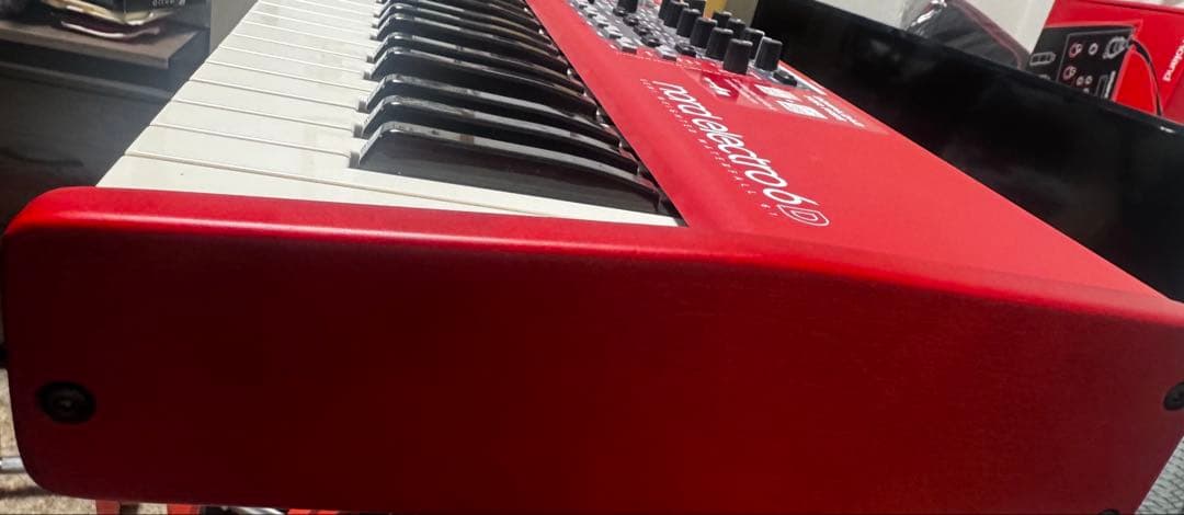 Nord Electro 6D 61鍵　CLAVIA 純正ケース、ペダル付き