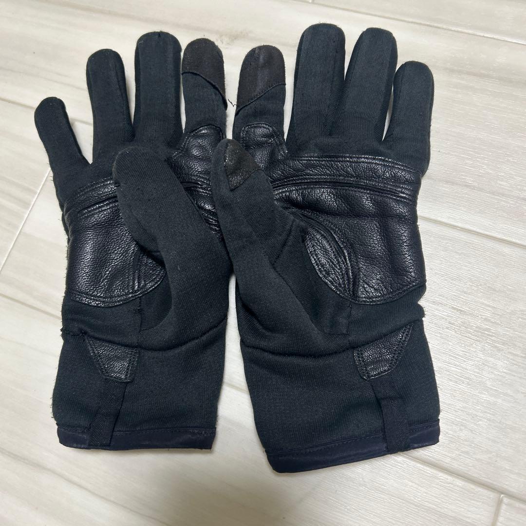 ARC'TERYX リベットグローブ 30077 ブラック M