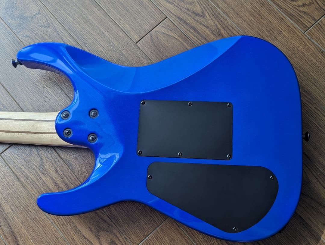 Jackson ジャクソン Pro Plus Dinky DKA