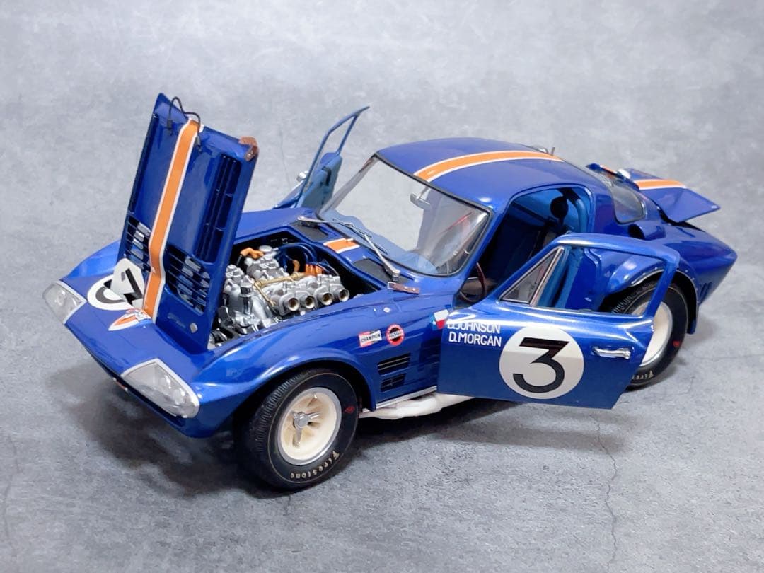 エグゾト 1/18 コルベット クーペ 1984 #3 Exoto